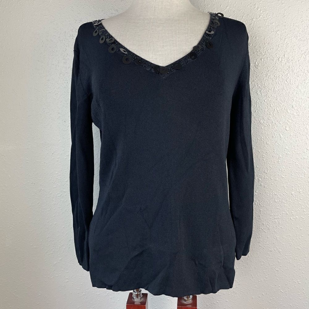 Methode V-Neck Top Size M EUC